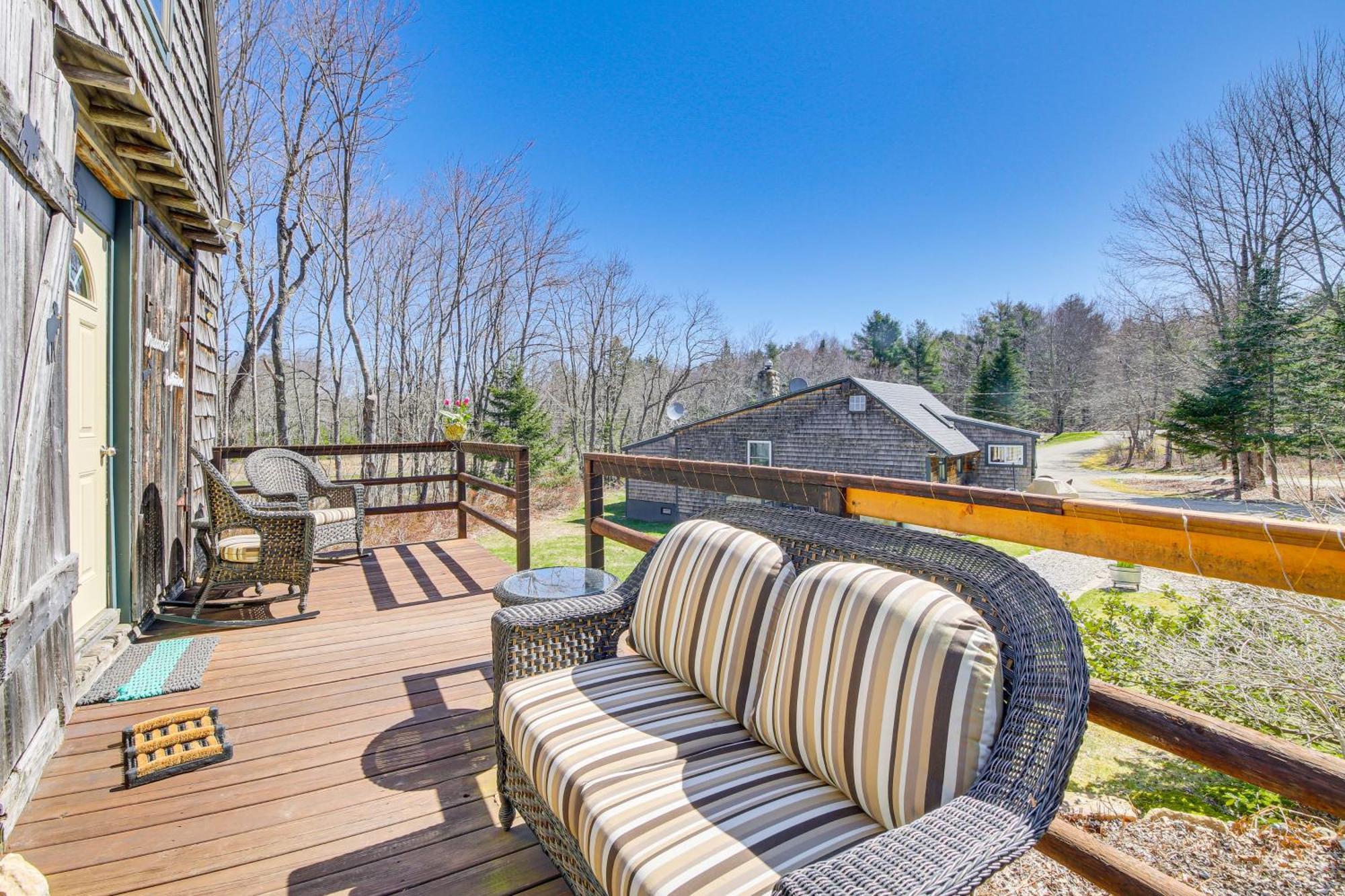 Rustic Searsport Cabin Loft And Sunroom On 10 Acres ภายนอก รูปภาพ